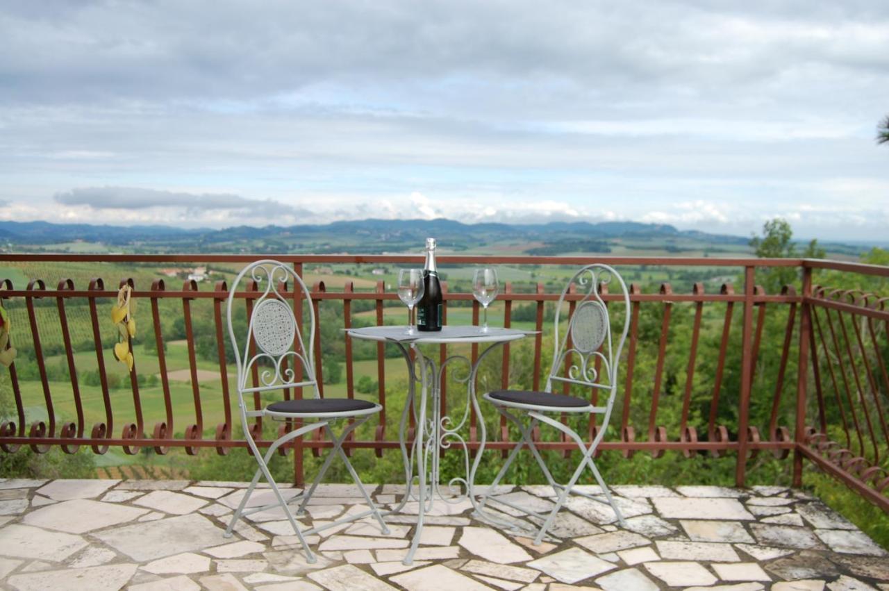 Un Angolo Di Paradiso Ozzano Monferrato Kültér fotó